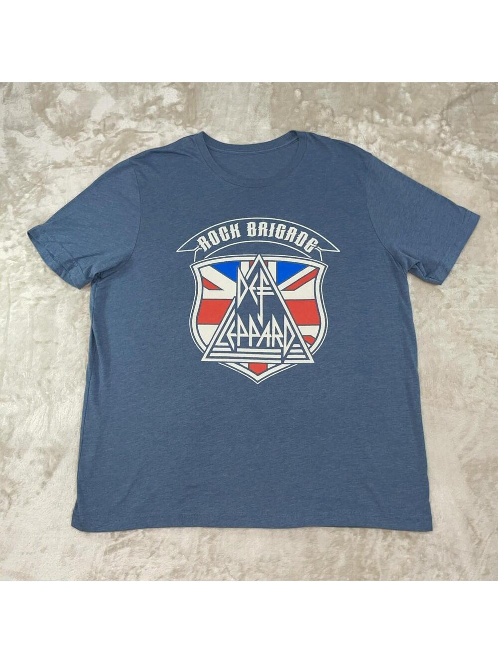 Def Leppard Men's Size Large Rock Brigade 2022 World Tour T-Shirt Blue Graphic T